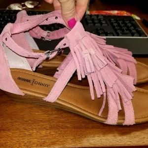 Minnetonka womens sandals